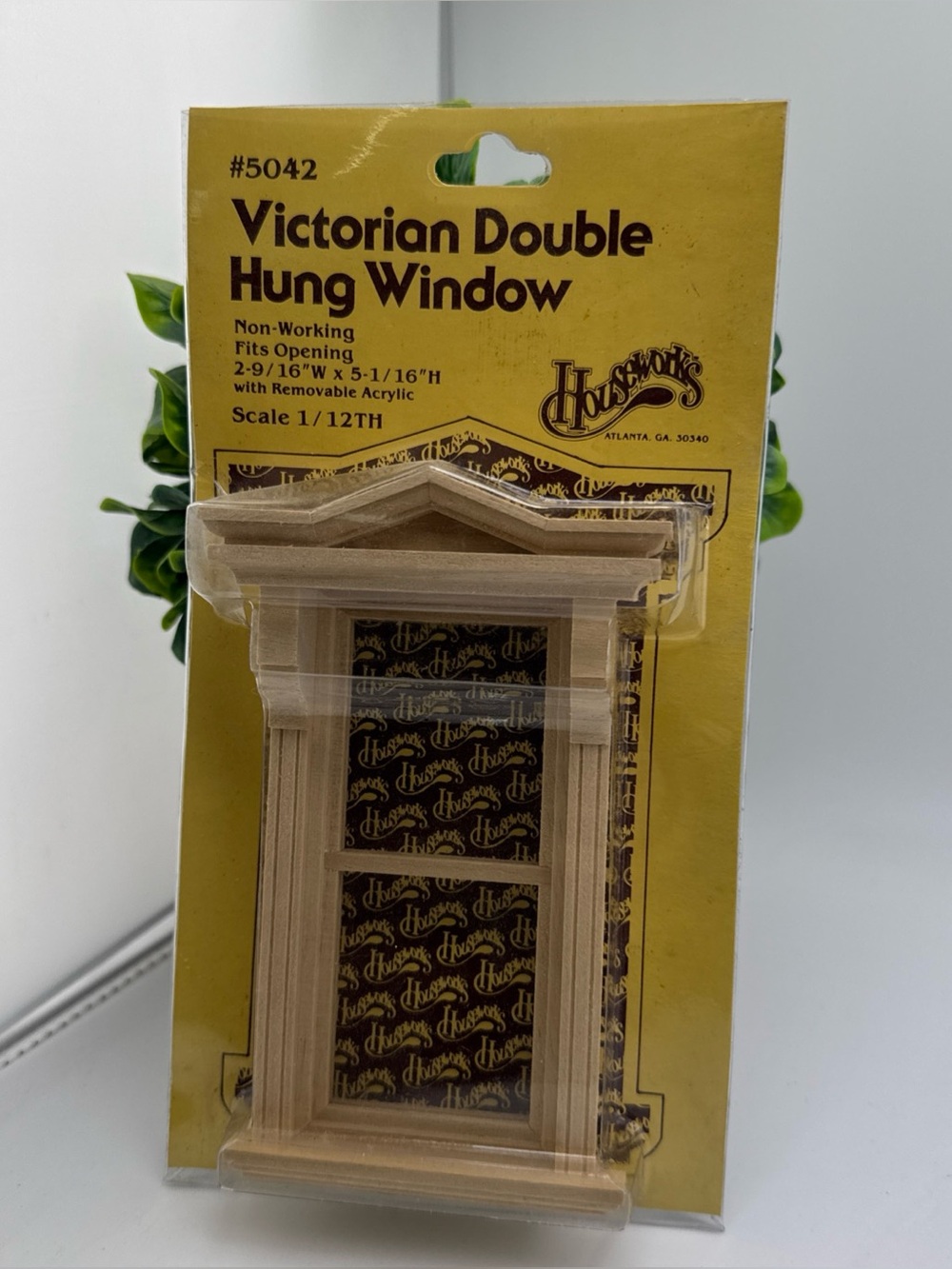 Dollhouse Window Victorian Non-Working 1:12 Scale Miniature Houseworks #5042